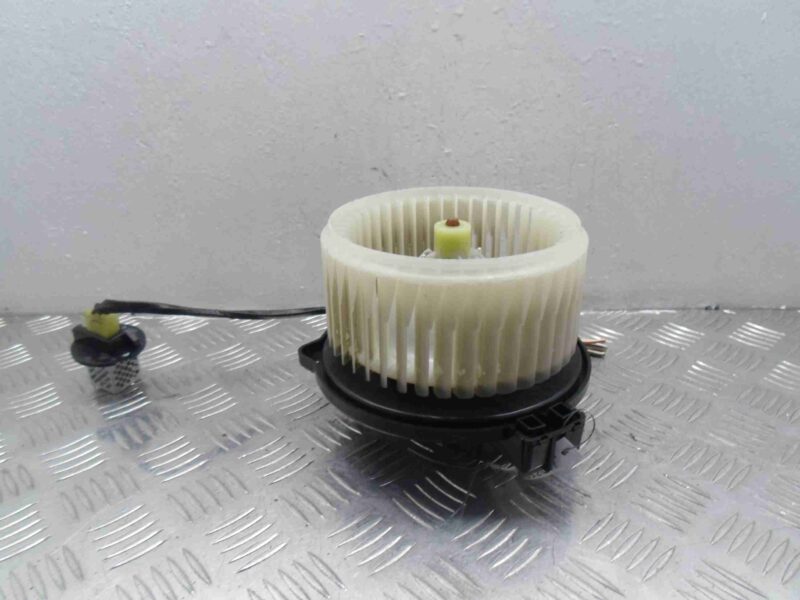 Изображение товара 52087 - 00052087 ventilyator otopitelya (motorchik pechki) Peugeot 306