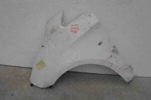 Изображение товара 52524 - 00052524 krylo levoe 