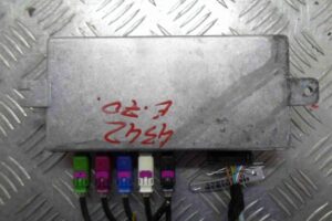 Изображение товара 52843 - 00052843 blok upravleniya kameroj zadnego vida 2