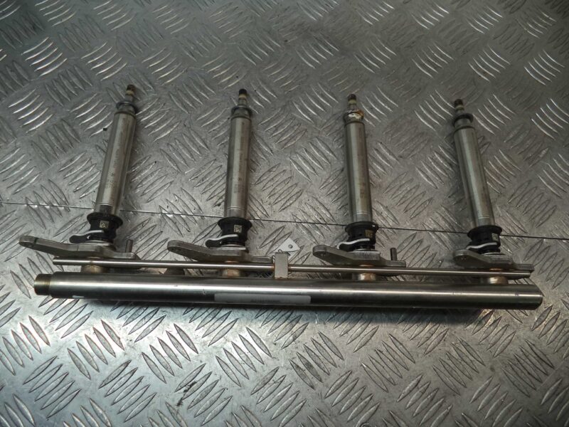 Изображение товара 53059 - 00053059 toplivnaya rampa Ford Sierra