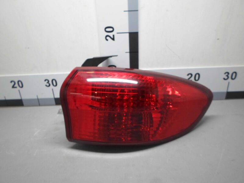 Изображение товара 53100 - 00053100 fonar kryla pravyj Peugeot 306