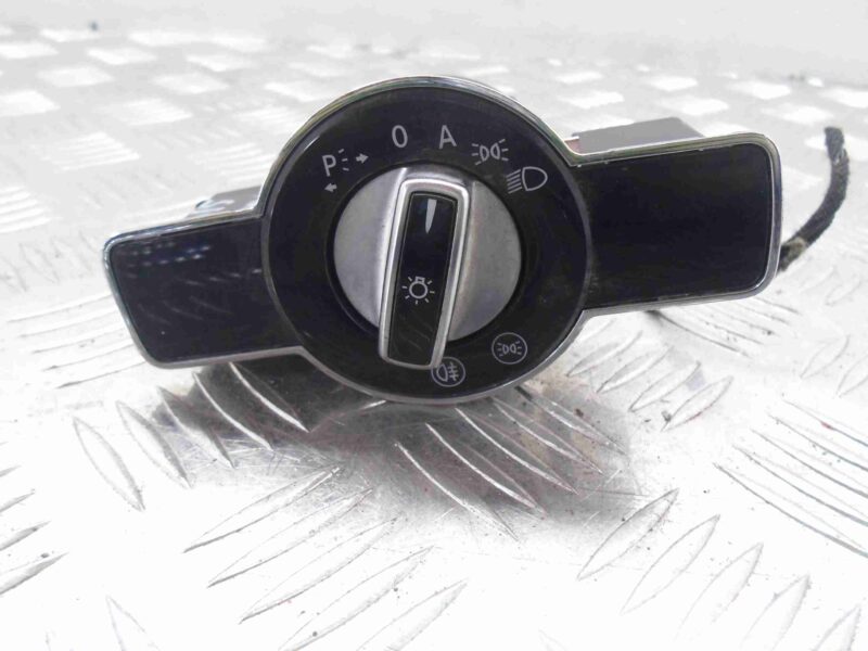 Изображение товара 53239 - 00053239 pereklyuchatel sveta Ford Scorpio