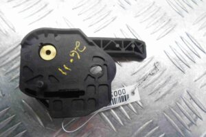 Изображение товара 53251 - 00053251 ruchka otkryvaniya kapota BMW 4 Series 1