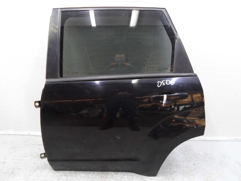 Изображение товара 53723 - 00053723 dver zadnyaya levaya Pontiac Vibe