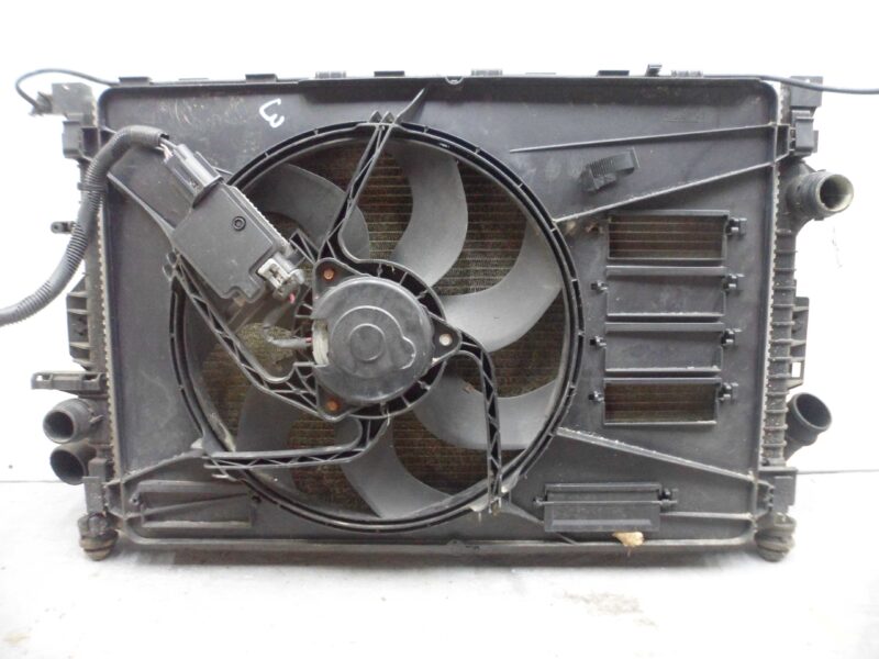 Изображение товара 53829 - 00053829 kasseta radiatorov Hyundai Terracan 3