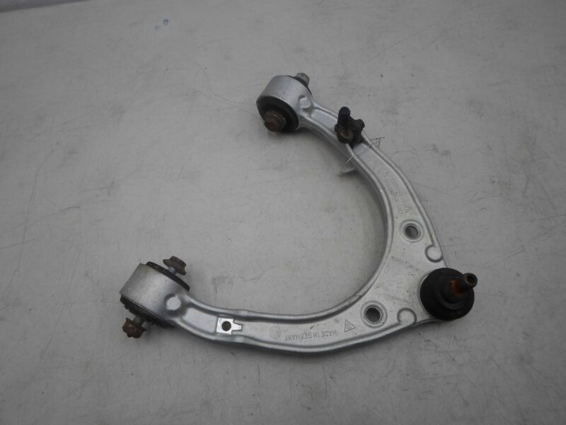 Изображение товара 53943 - 00053943 rychag perednij levyj verkhnij Toyota Corolla Verso