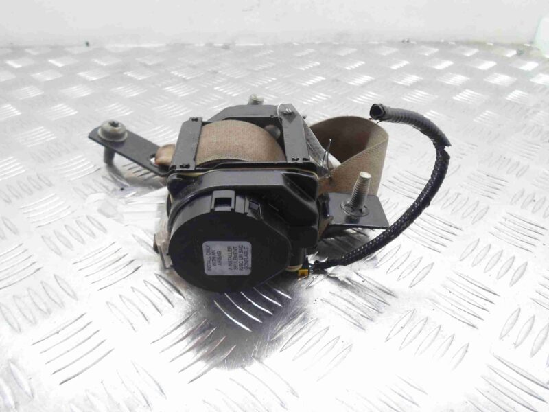 Изображение товара 54198 - 00054198 remen bezopasnosti BMW 4 Series