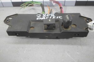 Изображение товара 54827 - 00054827 knopka steklopodemnika 