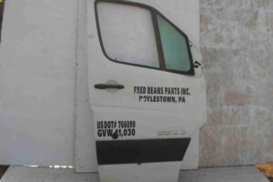 Изображение товара 55048 - 00055048 dver perednyaya pravaya Fiat Brava