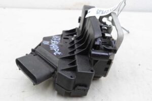 Изображение товара 117102 - 00055213sep4 zamok dveri perednej levoj