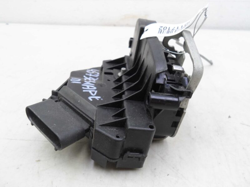 Изображение товара 117102 - 00055213sep4 zamok dveri perednej levoj