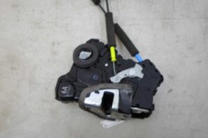 Изображение товара 55232 - 00055232 zamok dveri Chevrolet Cruze 2