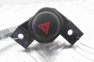 Изображение товара 55239 - 00055239 knopka avarijnoj signalizatsii Lexus LS 1