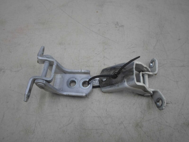 Изображение товара 55571 - 00055571 petlya dveri perednyaya