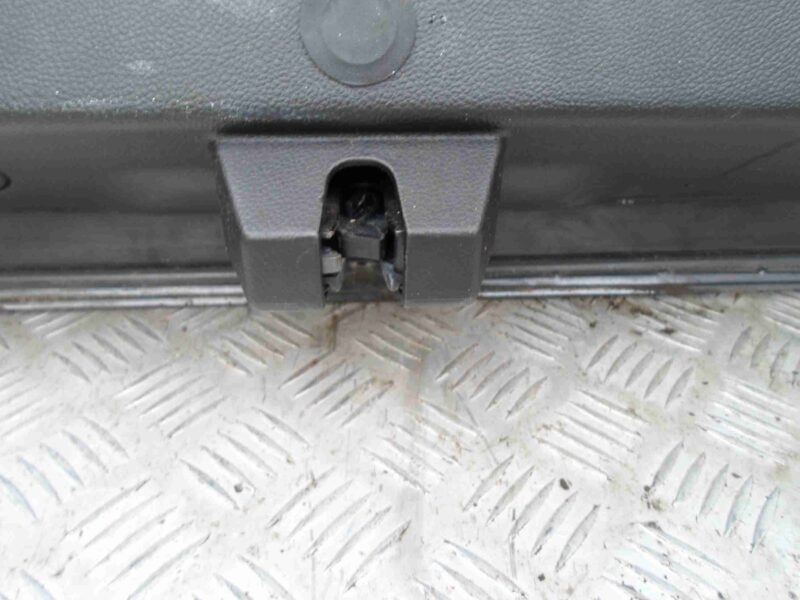 Изображение товара 55728 - 00055728 kryshka bagazhnika