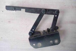 Изображение товара 55899 - 00055899 petlya kapota levaya Chrysler Cirrus 1