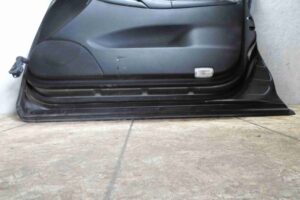 Изображение товара 56048 - 00056048 dver perednyaya pravaya Toyota Hiace 2