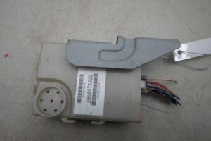 Изображение товара 56166 - 00056166 blok upravleniya Shift Lock Lexus GS 1