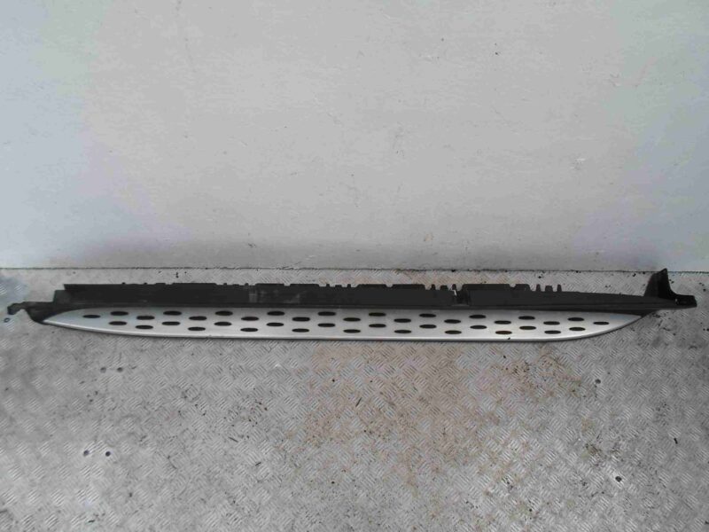 Изображение товара 56735 - 00056735 porog plastikovyj levyj Ford Mondeo