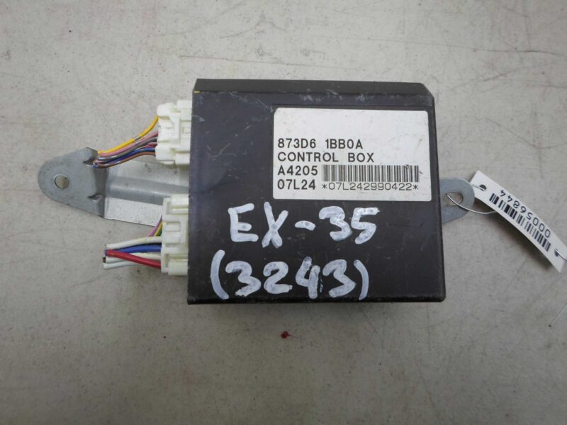 Изображение товара 56844 - 00056844 blok upravleniya Toyota Hiace