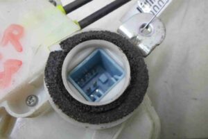 Изображение товара 56954 - 00056954 zamok dveri Renault Sandero 1