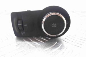 Изображение товара 57103 - 00057103 pereklyuchatel sveta 1