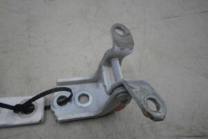 Изображение товара 57304 - 00057304 petlya dveri perednyaya 3