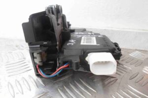 Изображение товара 57513 - 00057513 zamok dveri Mercedes A klasse 3