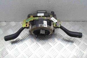 Изображение товара 57641 - 00057641 pereklyuchatel podrulevoj (strekoza) Toyota Corolla Matrix 1