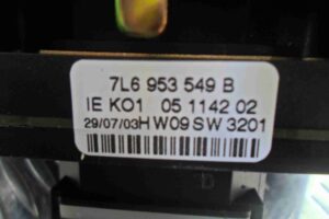 Изображение товара 57641 - 00057641 pereklyuchatel podrulevoj (strekoza) Toyota Corolla Matrix 3