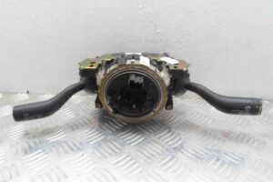 Изображение товара 57641 - 00057641 pereklyuchatel podrulevoj (strekoza) Toyota Corolla Matrix