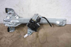 Изображение товара 57651 - 00057651 steklopodemnik perednij pravyj 1