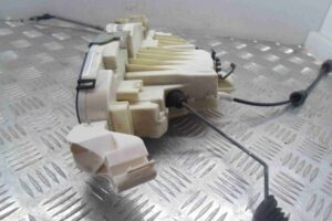 Изображение товара 57657 - 00057657 zamok dveri Ford Scorpio 1