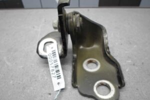 Изображение товара 57827 - 00057827 petlya dveri perednyaya Chevrolet Aveo 2