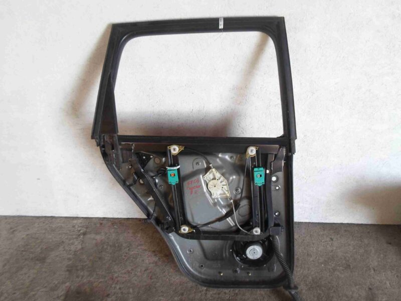 Изображение товара 58246 - 00058246 dver zadnyaya pravaya Mercedes A klasse