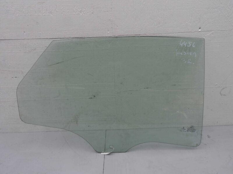 Изображение товара 58330 - 00058330 steklo dveri zadnej pravoj Chevrolet Aveo