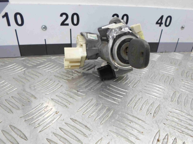 Изображение товара 58378 - 00058378 zamok zazhiganiya Subaru Tribeca