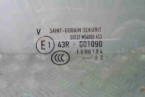 Изображение товара 58379 - 00058379 steklo dveri zadnej pravoj Mercedes A klasse 1