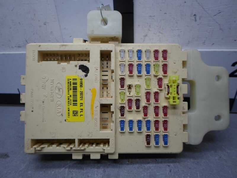 Изображение товара 58819 - 00058819 blok predokhranitelej Mercedes CLA