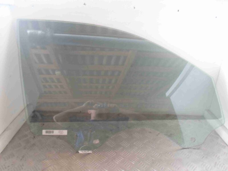 Изображение товара 58911 - 00058911 steklo dveri perednej pravoj Mercedes A klasse