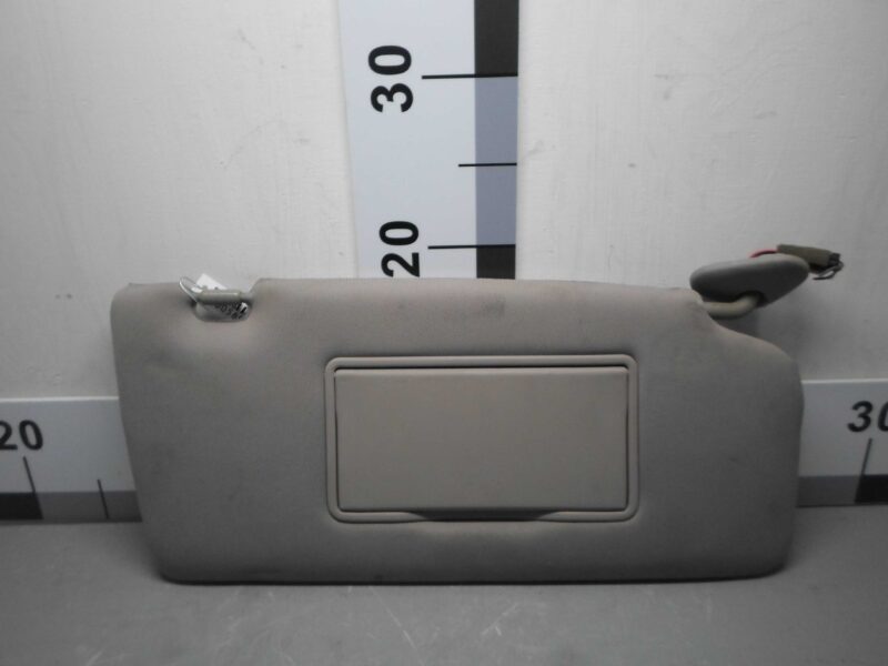 Изображение товара 58985 - 00058985 kozyrek solntsezaschitnyj Peugeot 306