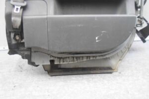 Изображение товара 59027 - 00059027 dver zadnyaya pravaya Land Rover Range Rover Sport 3