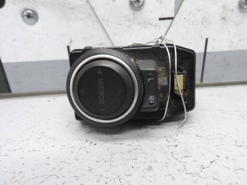 Изображение товара 59080 - 00059080 dzhojstik regulirovki zerkal 5