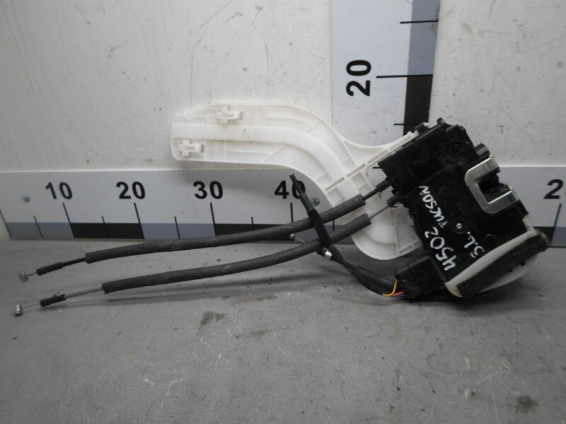 Изображение товара 59308 - 00059308 zamok dveri zadnej levoj Mercedes CLA 1