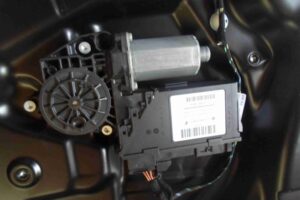 Изображение товара 59463 - 00059463 steklopodemnik zadnij pravyj Mercedes A klasse 3