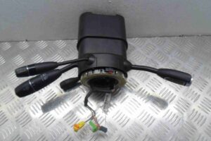 Изображение товара 59777 - 00059777 pereklyuchatel podrulevoj (strekoza) Ford Scorpio 1