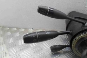 Изображение товара 59777 - 00059777 pereklyuchatel podrulevoj (strekoza) Ford Scorpio 3