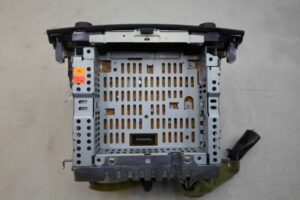 Изображение товара 59836 - 00059836 magnitola Dodge Caravan 3