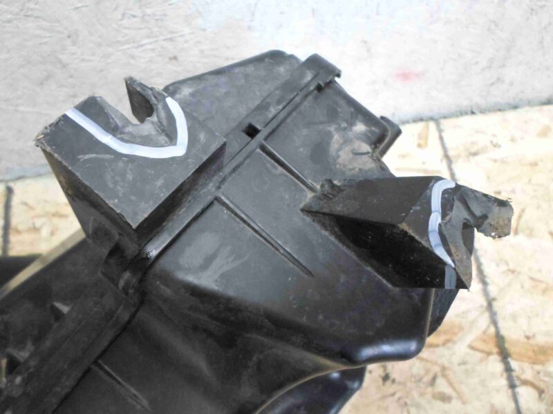 Изображение товара 59886 - 00059886 korpus vozdushnogo filtra Toyota Hiace