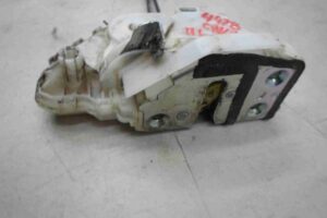 Изображение товара 59897 - 00059897 zamok dveri Renault Sandero 1